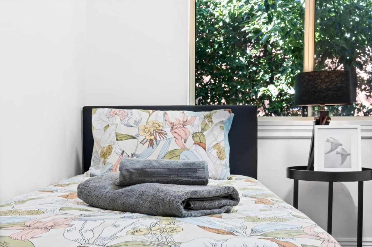 Appartamento Burwood Lovely 2-bedroom Unit With Free Parking Sydney
